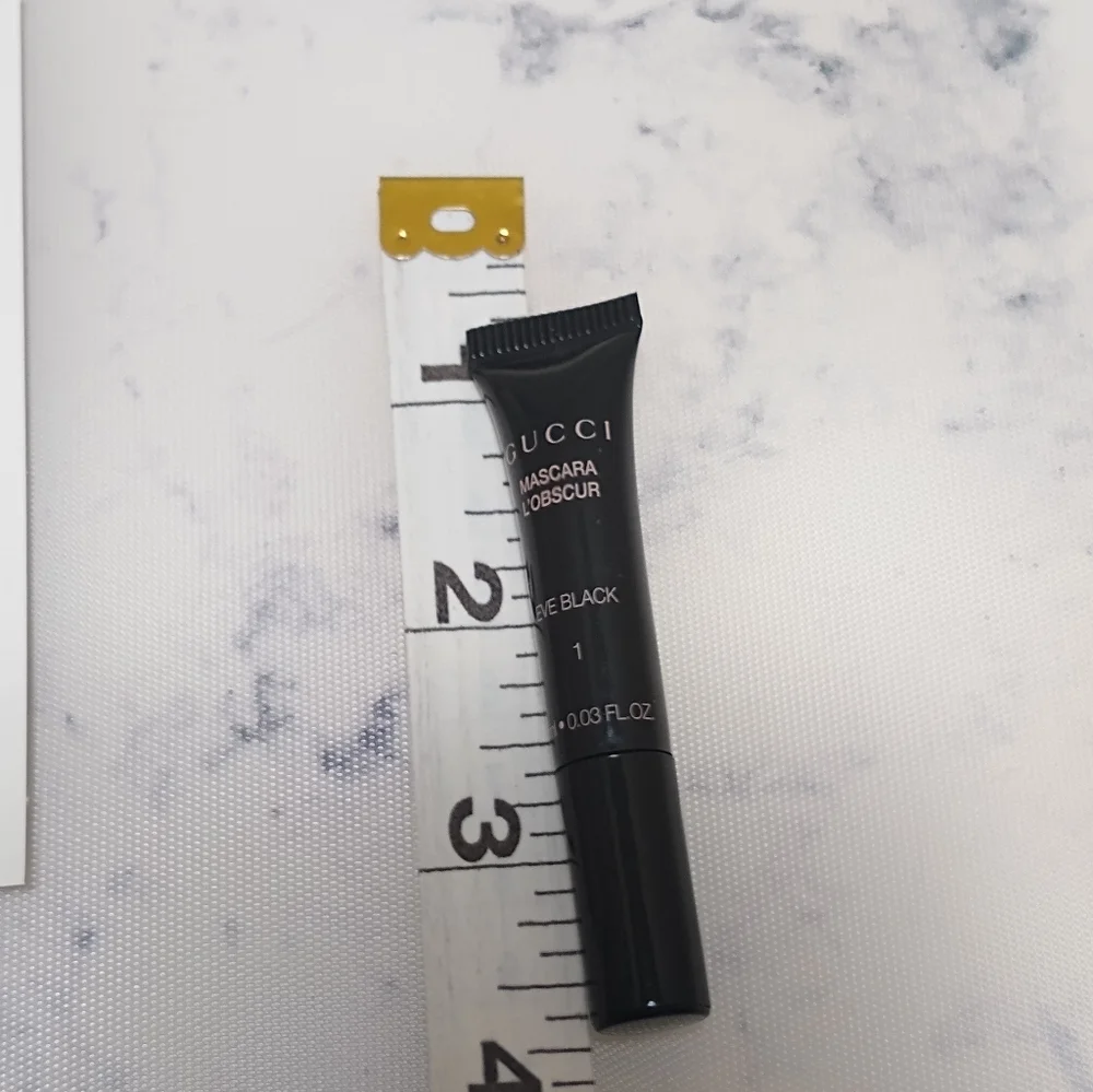 Gucci Lash By Lash Length & Volume Mascara Mini Travel Size .03 Oz